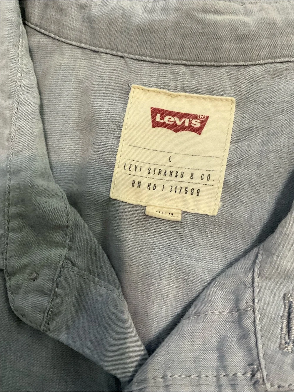 Levi's Men's Classic Western Athletic Fit Short Sleeve Button-Down Shirt - Large